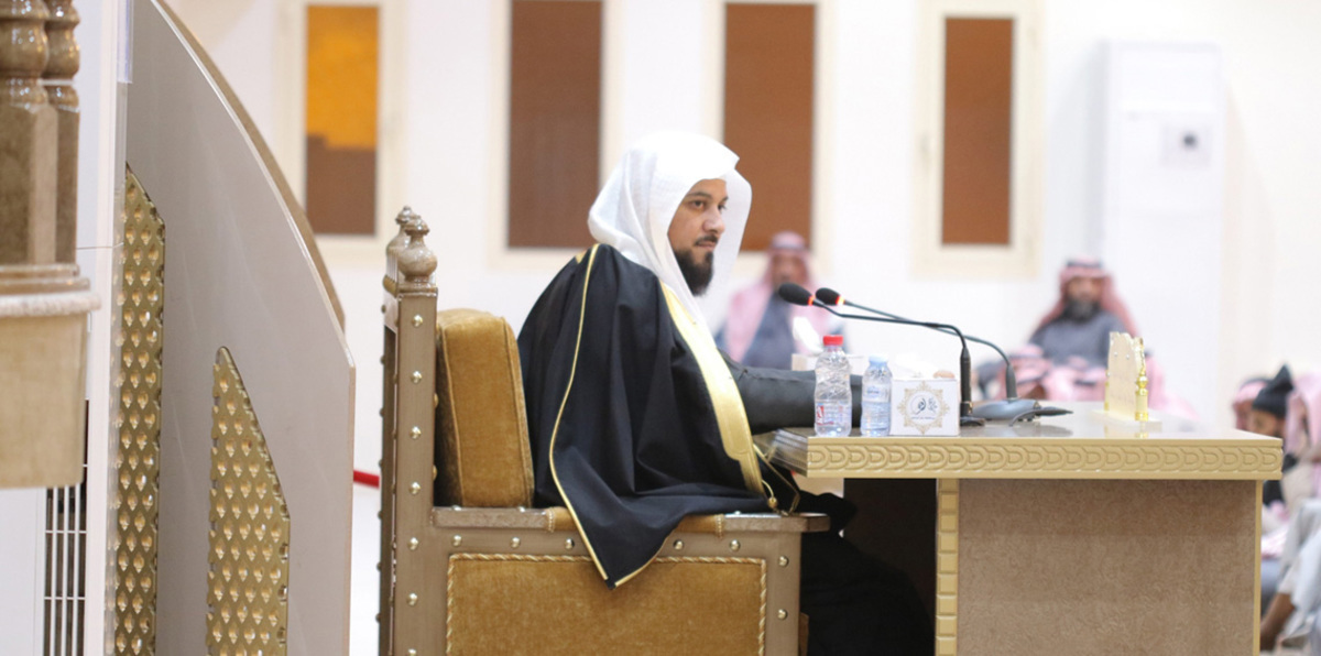 السعودية تمنع الداعية العريفي من الخطابة