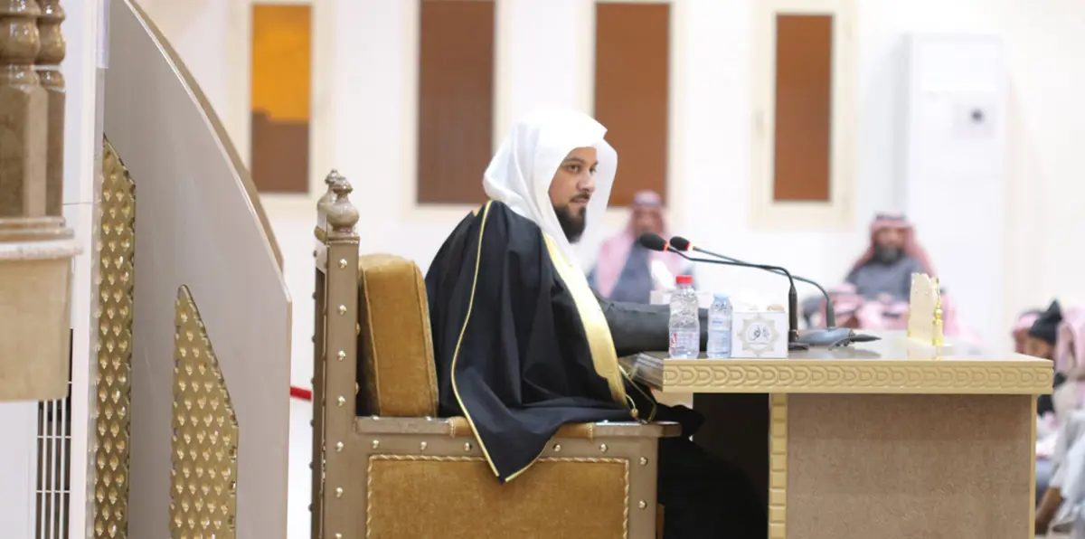 السعودية تمنع الداعية العريفي من الخطابة