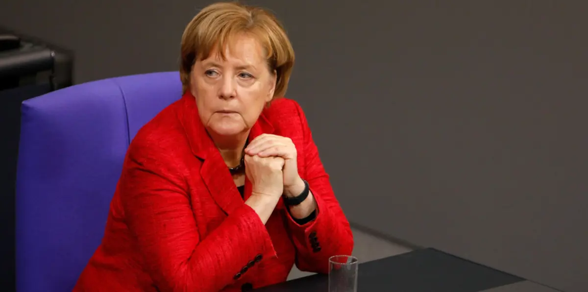 ألمانيا.. "الاشتراكي الديمقراطي" يرفض مقترح حزب ميركل بترحيل لاجئين سوريين