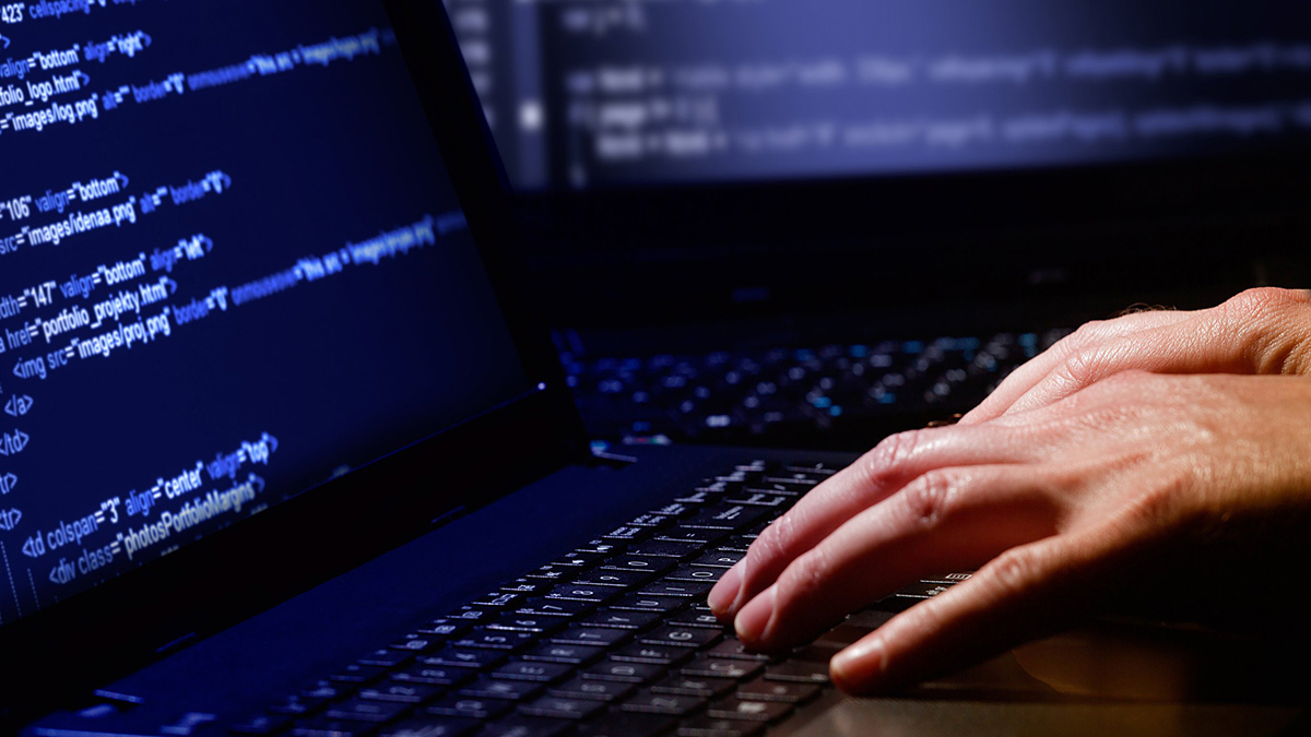 تقرير: إيران تستغل الحرب الإلكترونية لحماية النظام وزعزعة الاستقرار