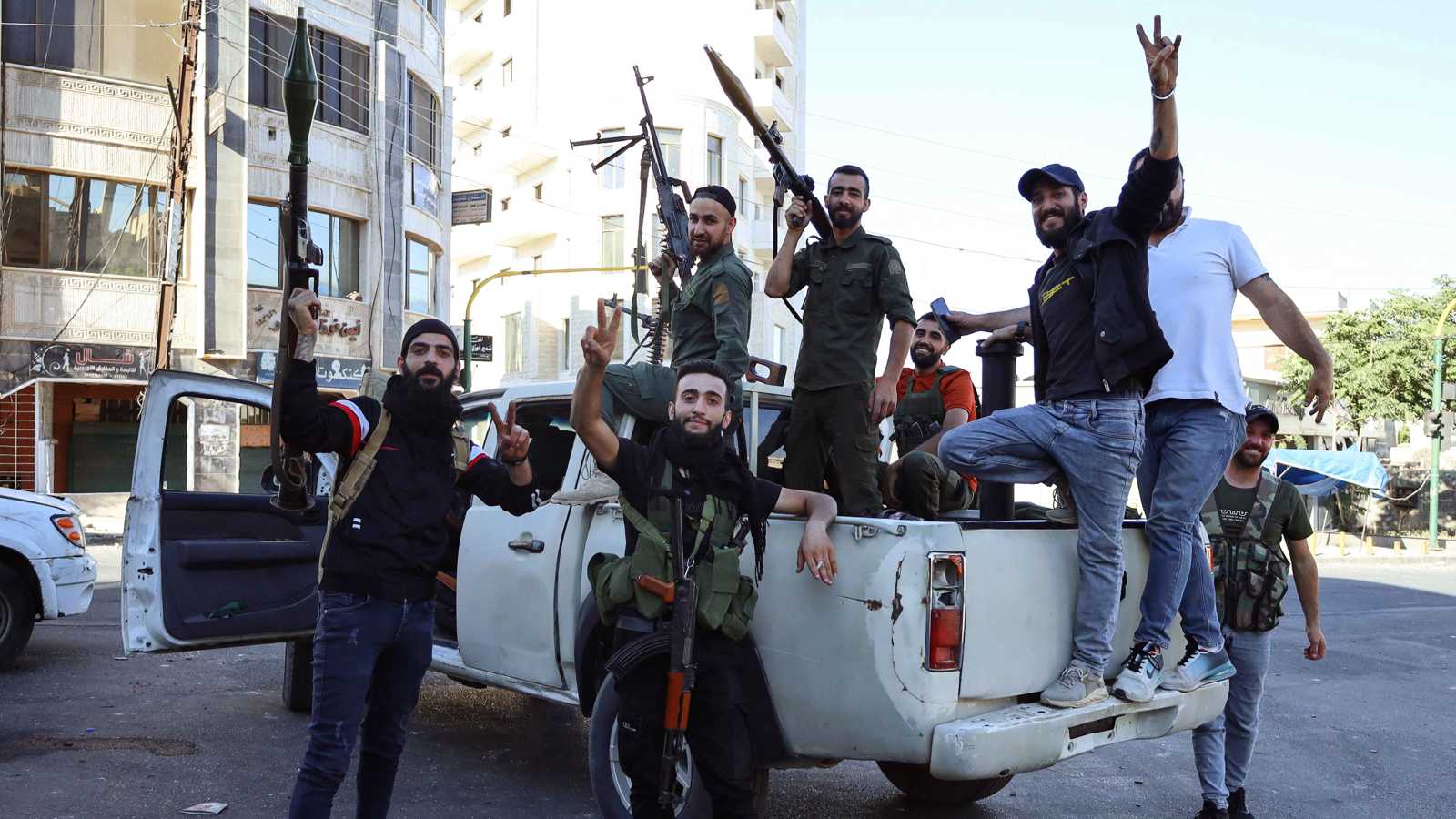 سوريا.. "المجلس العسكري" يعلن السيطرة على معظم المحاور في السويداء