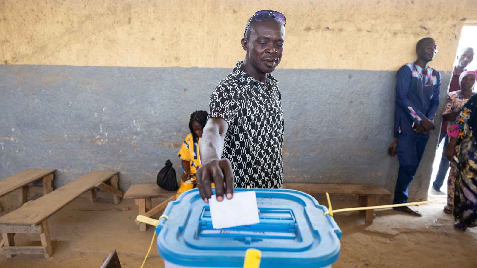 تشاد.. أزمة مستمرة بعد انتخابات قاطعتها المعارضة