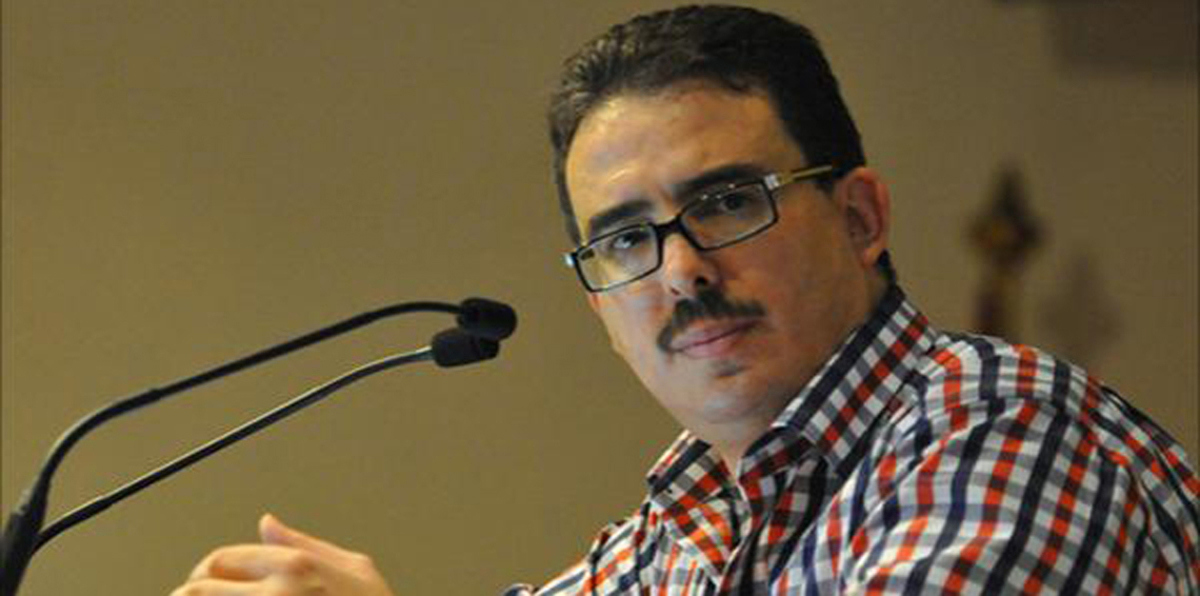 اتهام مدير نشر صحيفة "أخبار اليوم"  المغربية باعتداءات جنسية