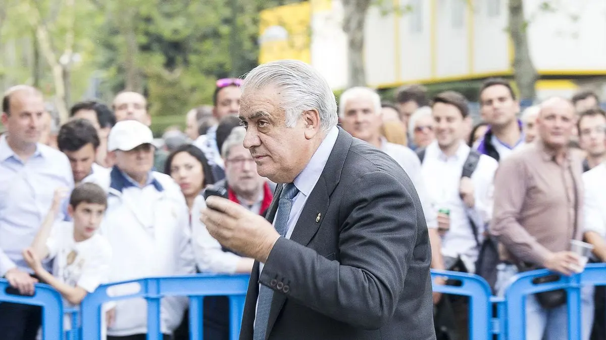 تدهور مفاجئ في الحالة الصحية لرئيس ريال مدريد السابق المصاب بكورونا