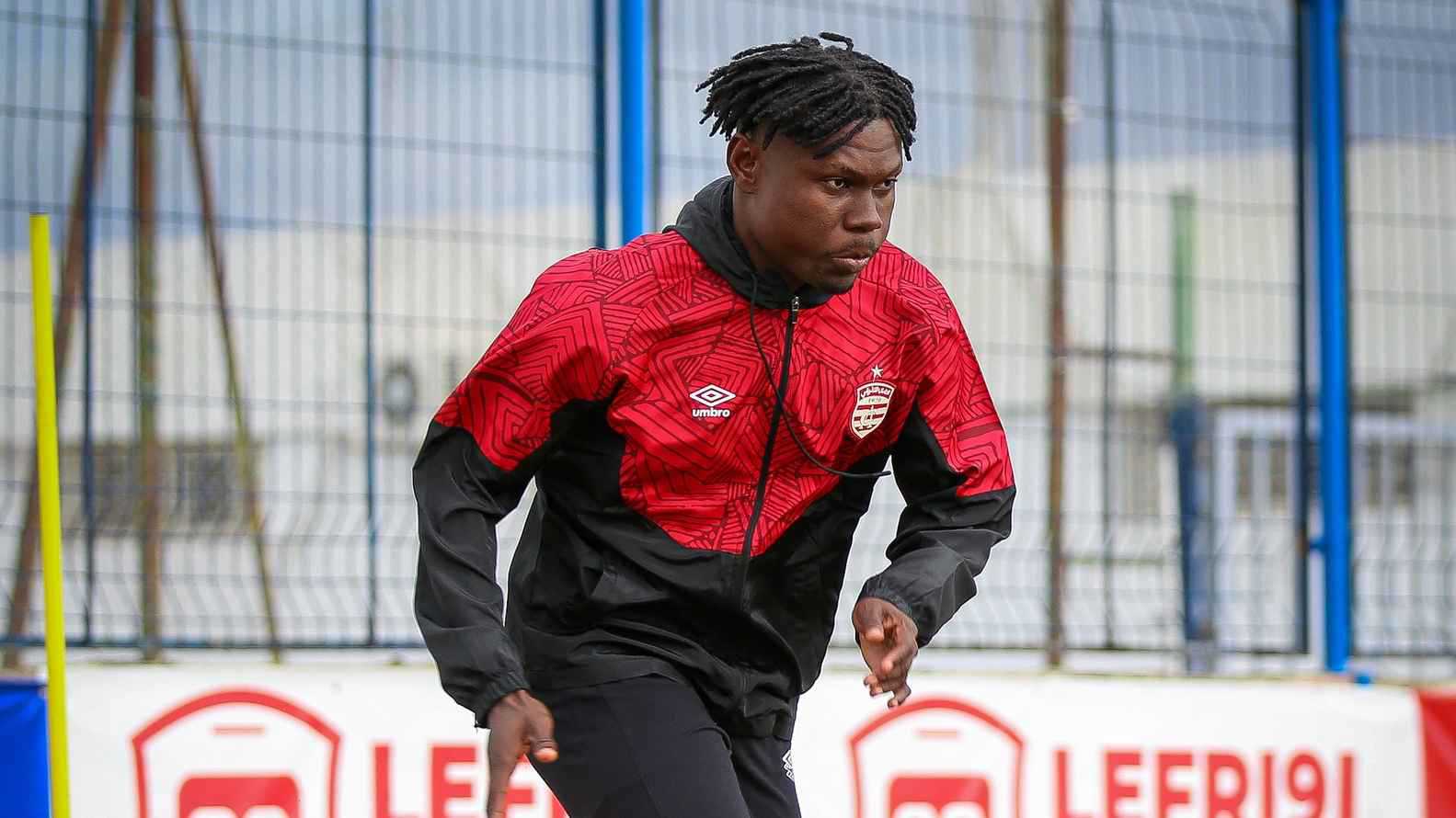 4 صفقات كبرى.. سرّ استثمار الإفريقي التونسي في تعاقدات اللاعبين الشبان 