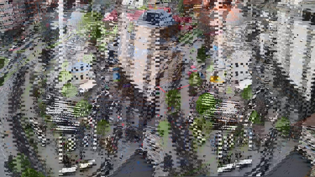 من كوسوفو إلى الأوروغواي.. عيد الفطر مناسبة استثنائية لمسلمي الغرب