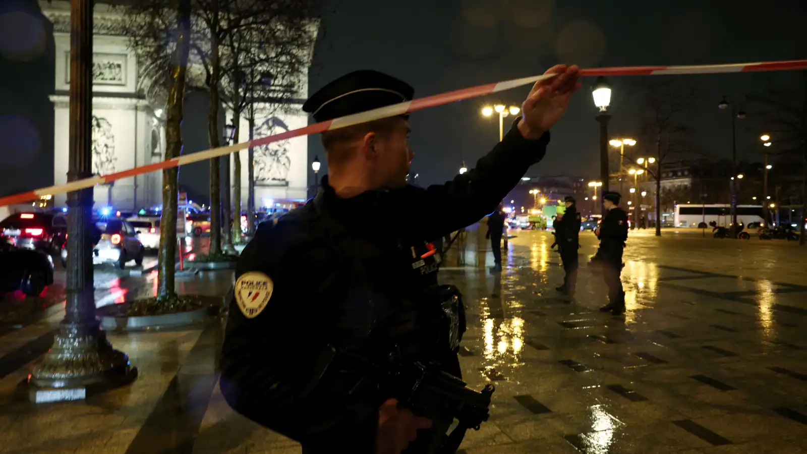 عناصر من الشرطة الفرنسية في باريس