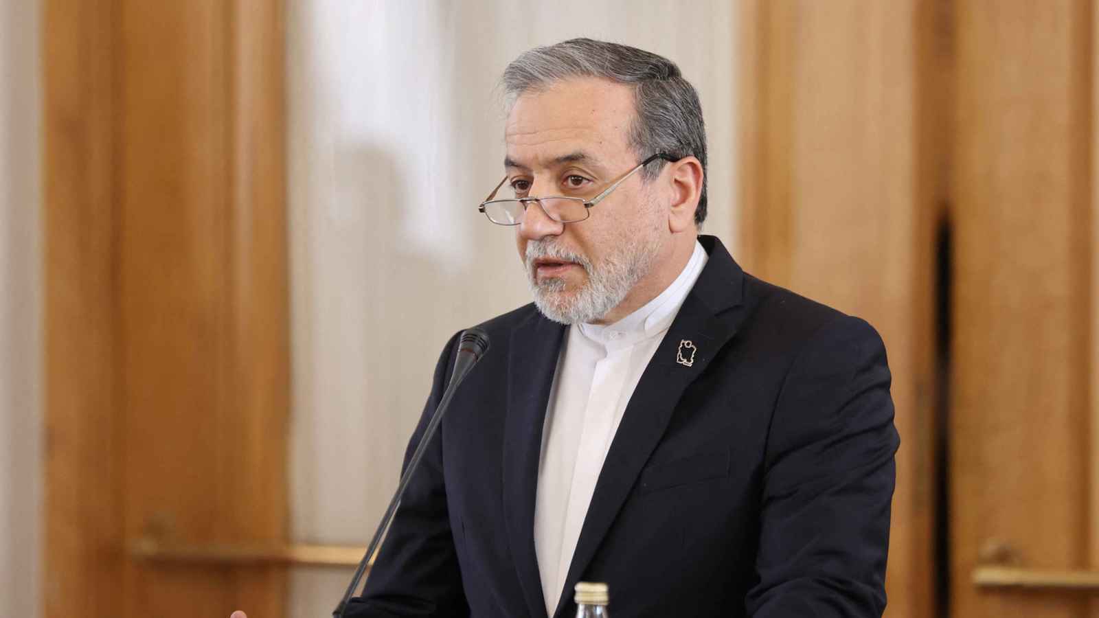 عراقجي يدعو من باكستان إلى خفض التوتر مع الهند (فيديو)