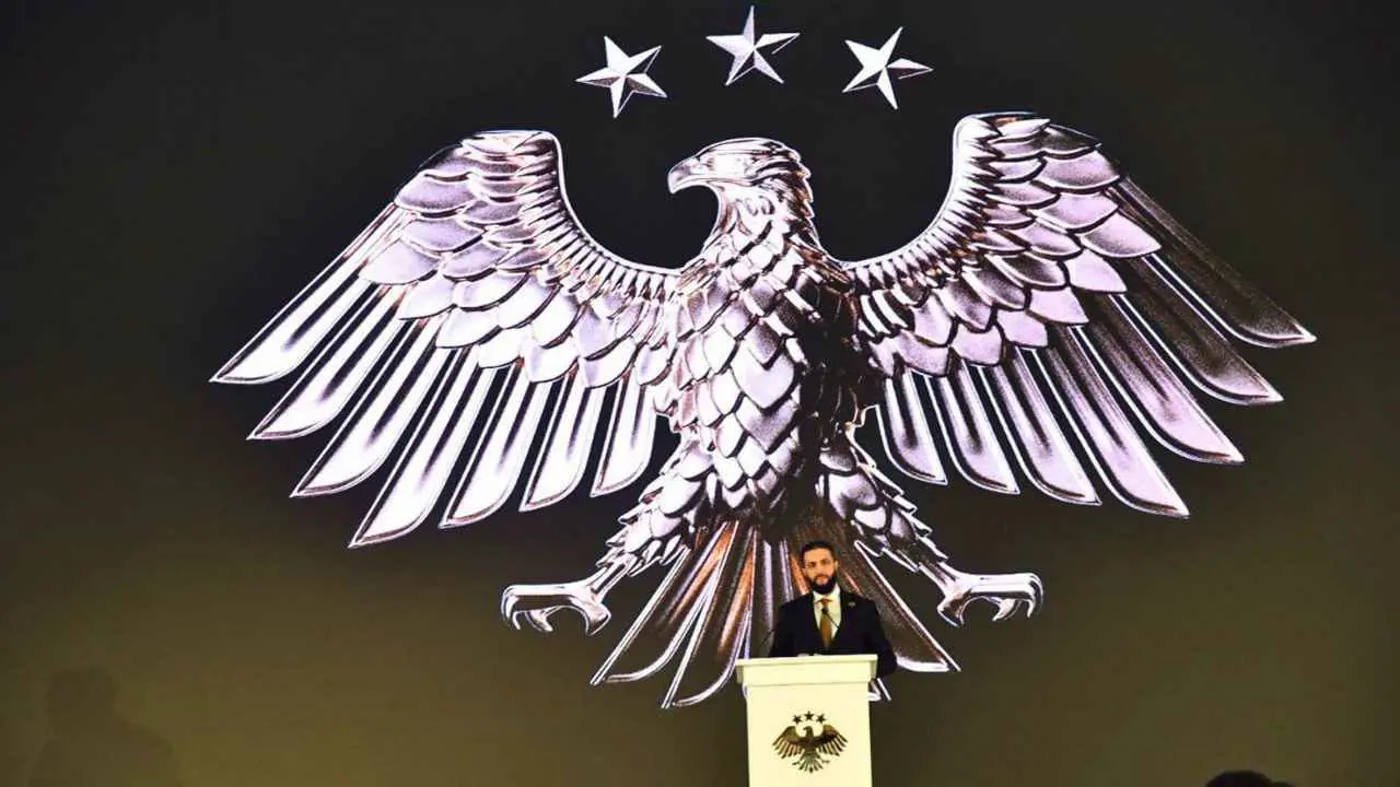 الشرع: الهوية البصرية الجديدة لسوريا تمثل الدولة التي لا تقبل التقسيم