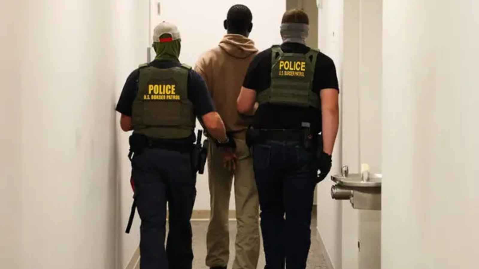 ترحيل قسري يثير الجدل.. أفارقة "بلا أوراق" في توغو بعد طردهم من أمريكا