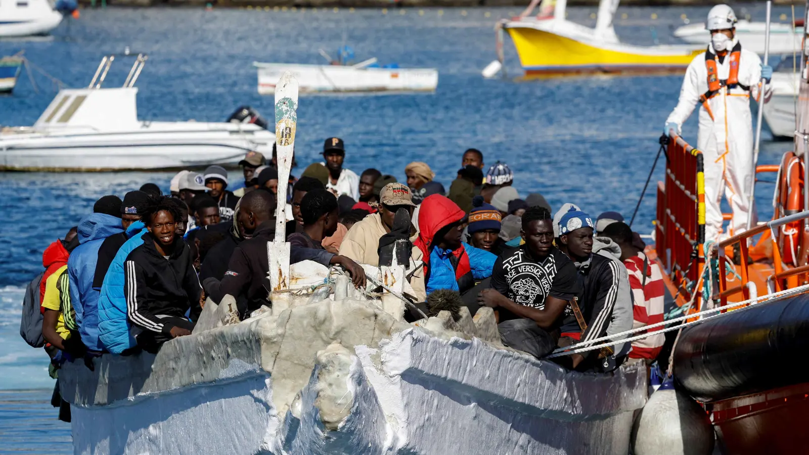 مفقودون بالمئات.. "طريق الكناري" يثير جدل الهجرة غير النظامية