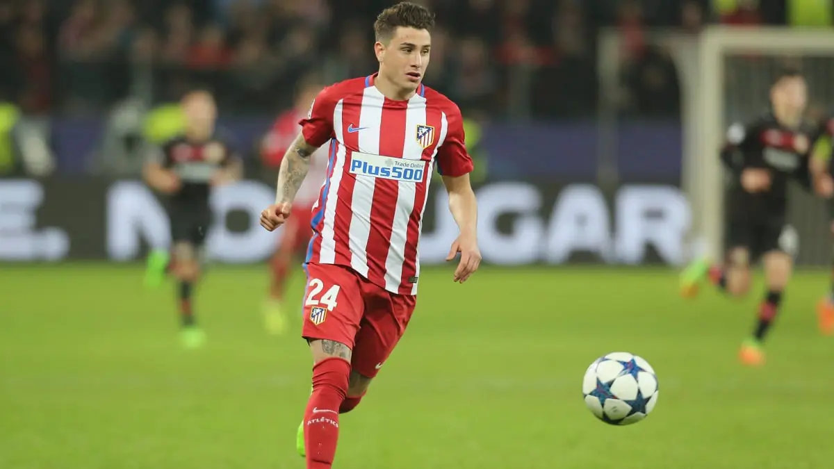 أتلتيكو مدريد يرفض عرض مانشستر سيتي لشراء خوسي خيمينيز