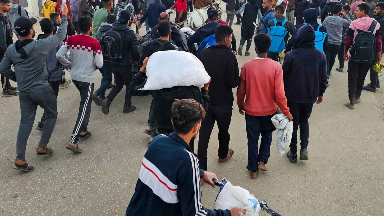 "مجزرة المساعدات".. الجيش الإسرائيلي يعلّق على استهداف "الجوعى" في غزة