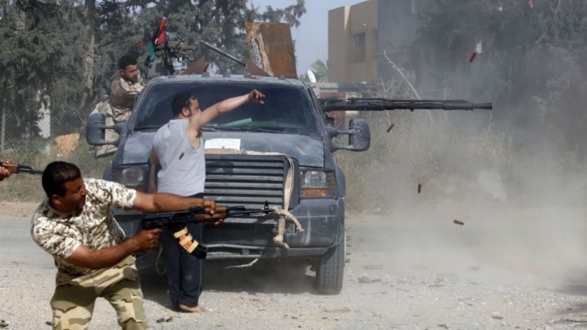 ليبيا.. عودة الاشتباكات العنيفة لمحاور طرابلس بعد هدوء لساعات