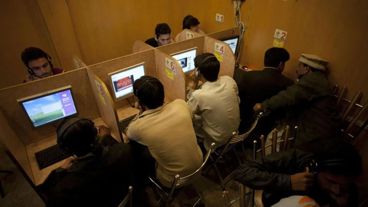 باكستان تقر قواعد تنظيمية جديدة لوسائل التواصل الاجتماعي.. والمعارضة تحتج‎