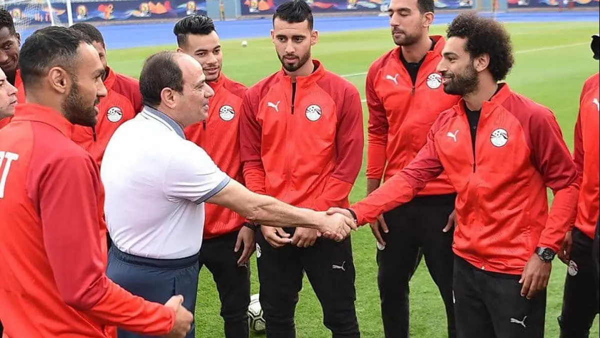 موجز أخبار الأهلي والزمالك وبيراميدز: فرمان رئاسي يحسم ملف مدرب منتخب مصر.. وصفقات جديدة تشعل الميركاتو