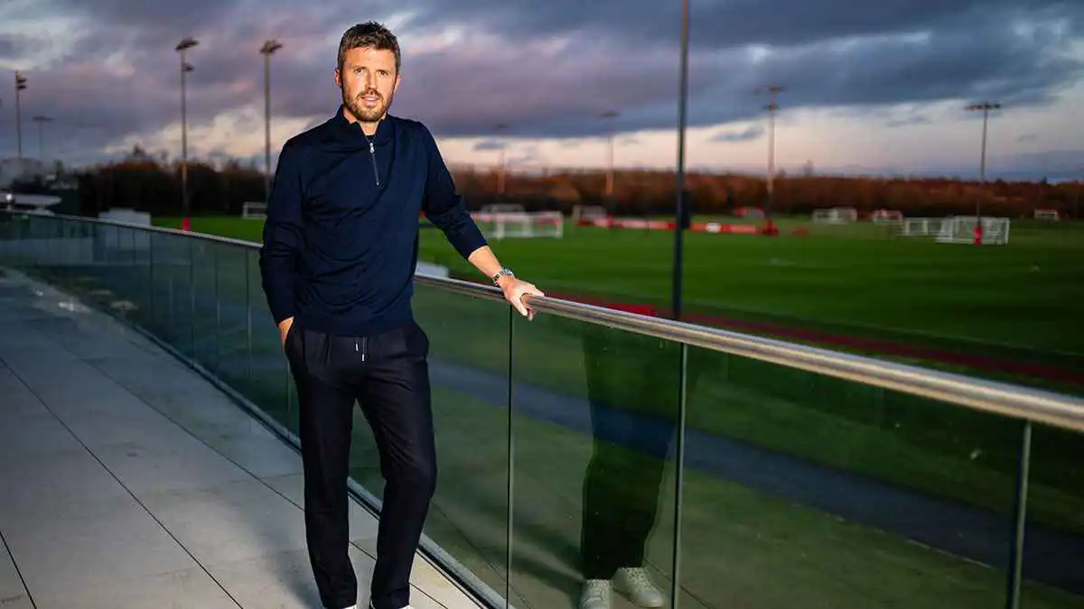 مانشستر يونايتد يعلن رسميًا تعيين مايكل كاريك مدربًا للفريق