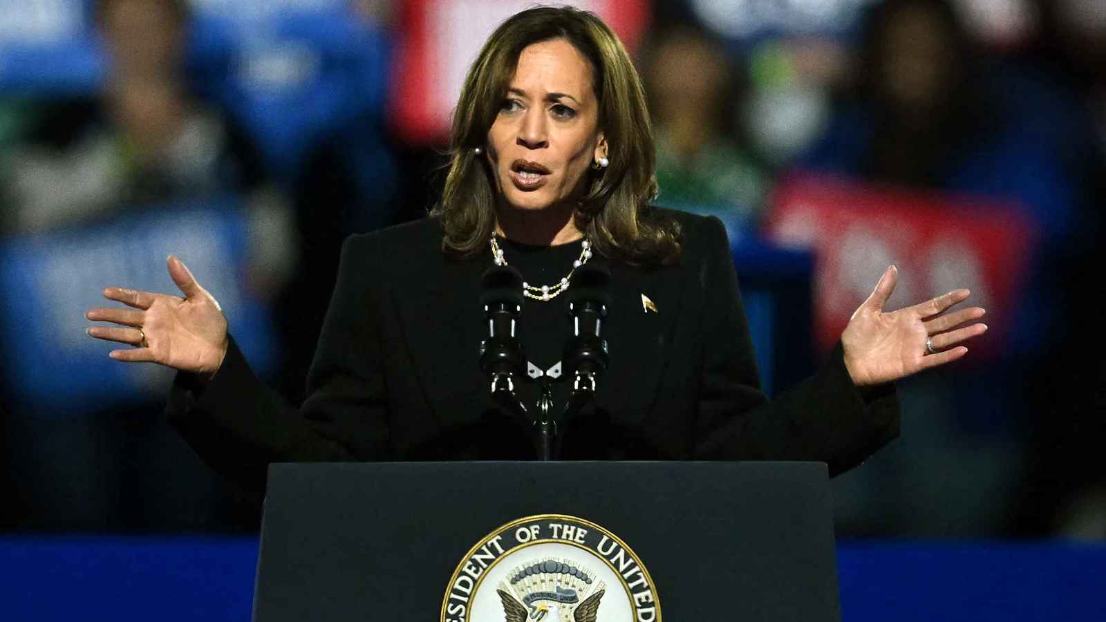 هاريس في "خطاب الهزيمة": فشلنا بحلم الرئاسة