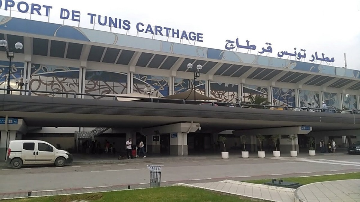 تونس تعتزم إغلاق مطار قرطاج بعد تفشي "كورونا" بين العاملين فيه