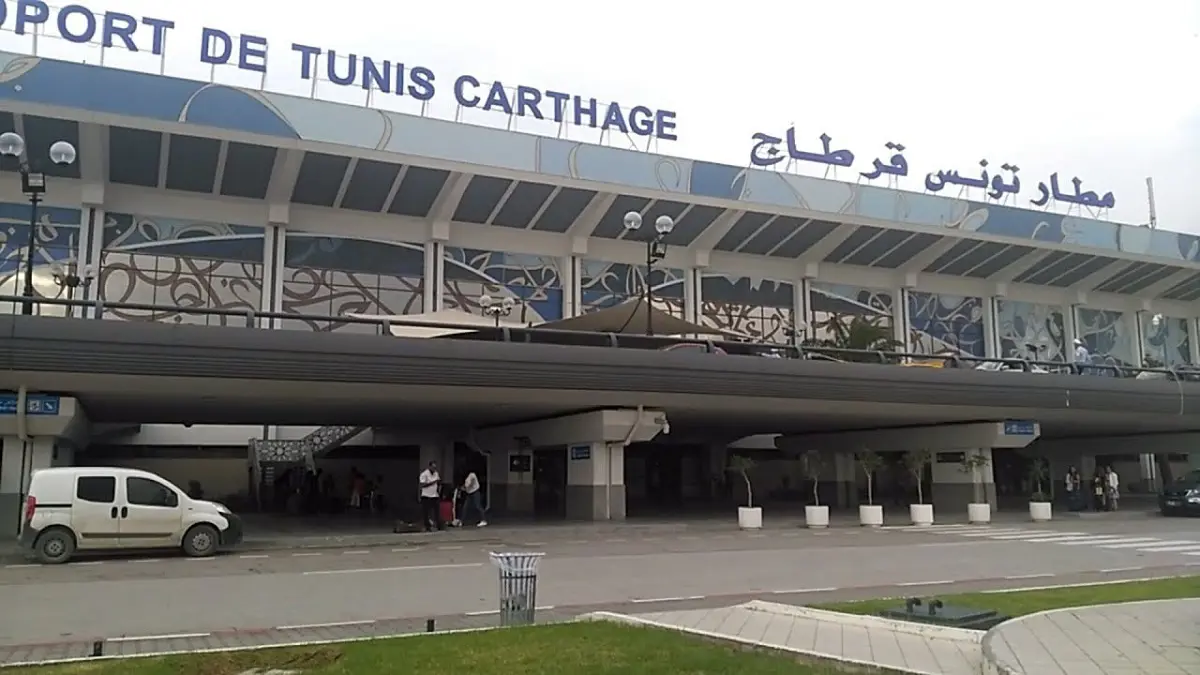 تونس تعتزم إغلاق مطار قرطاج بعد تفشي "كورونا" بين العاملين فيه