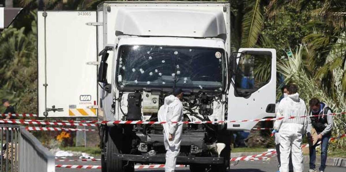 فرنسا: منفذ هجوم نيس تحوّل إلى التطرّف بشكل سريع