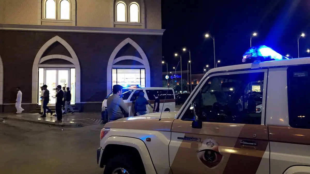 شرطة مكة توضح حقيقة تعرض بنك الرياض بجدة لجريمة سطو (فيديو)