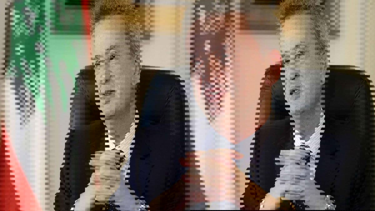 رويترز: وثائق تدحض تصريحات رياض سلامة عن مراجعة تُبرئه من مزاعم فساد