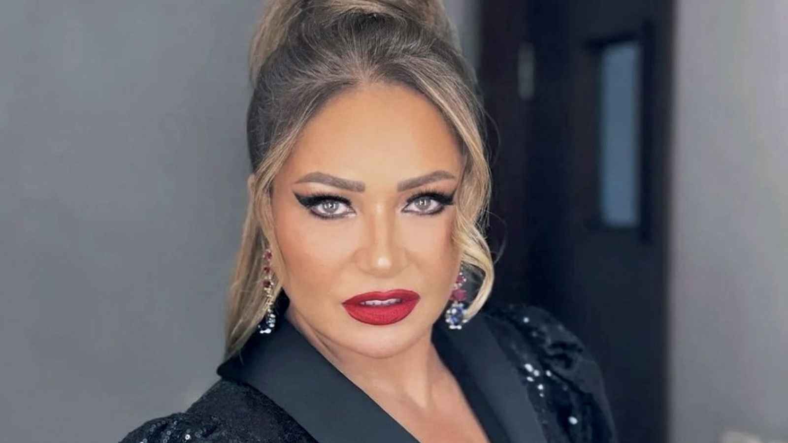 "علمني فعل الخير".. ليلى علوي تحيي ذكرى سمير صبري (صورة)