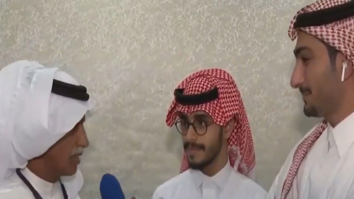 الظهور الأول للمختطف السعودي "العماري" وعائلته 