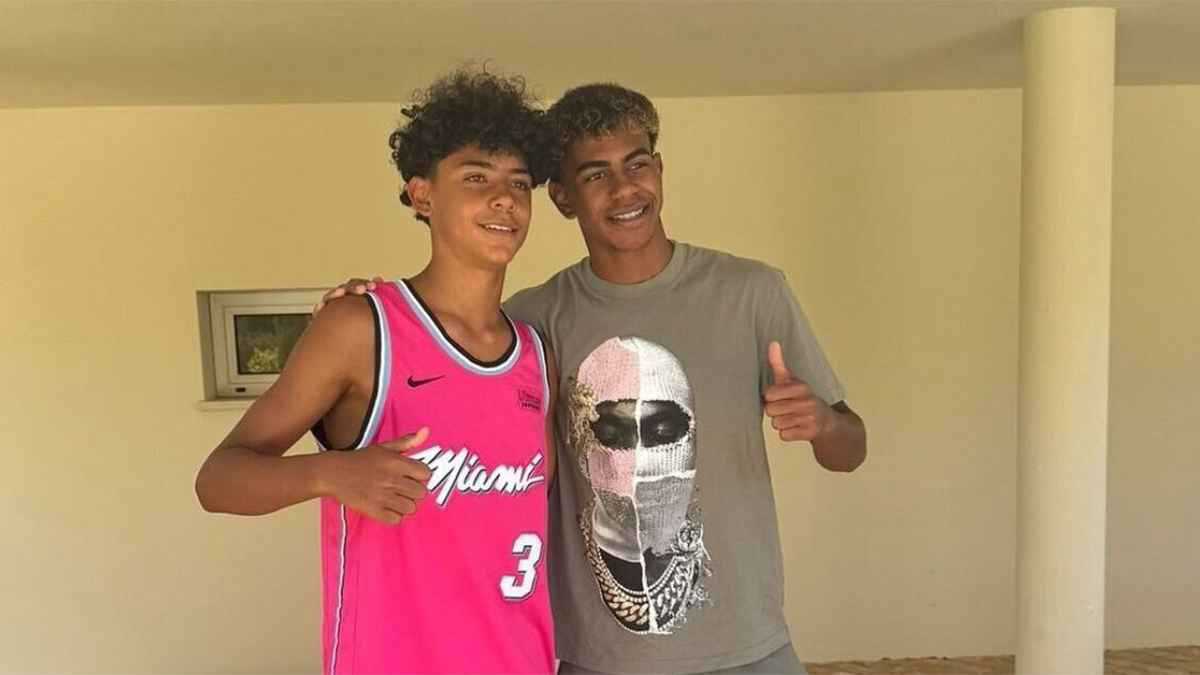 يمكن أن يلعبا معا.. 4 أوجه شبه بين كريستيانو جونيور ولامين يامال