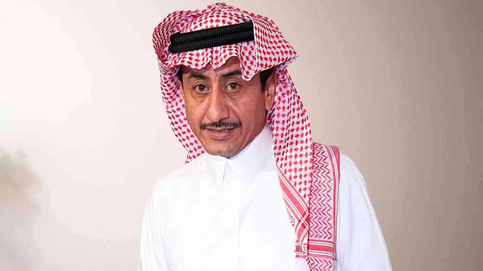 ناصر القصبي يطل على جمهوره بـ"الشنطة" في موسم العيد