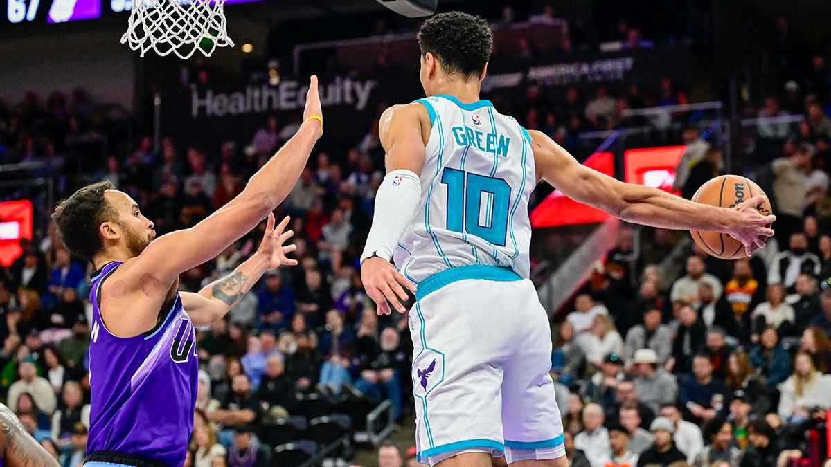 NBA.. هورنتس يحرز 24 رمية ثلاثية في فوزه الساحق على جاز بدوري السلة الأمريكي