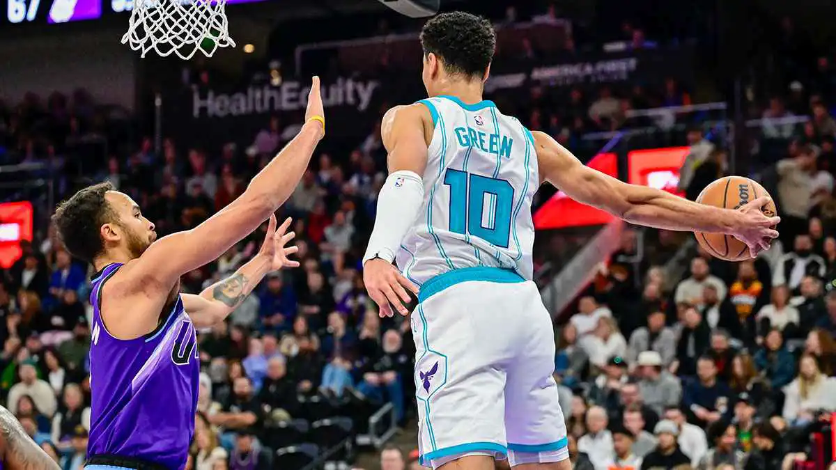 NBA.. هورنتس يحرز 24 رمية ثلاثية في فوزه الساحق على جاز بدوري السلة الأمريكي