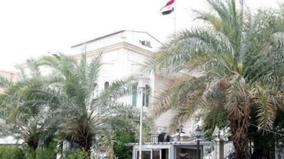 كويتي يهدد بتفجير نفسه أمام القنصلية المصرية