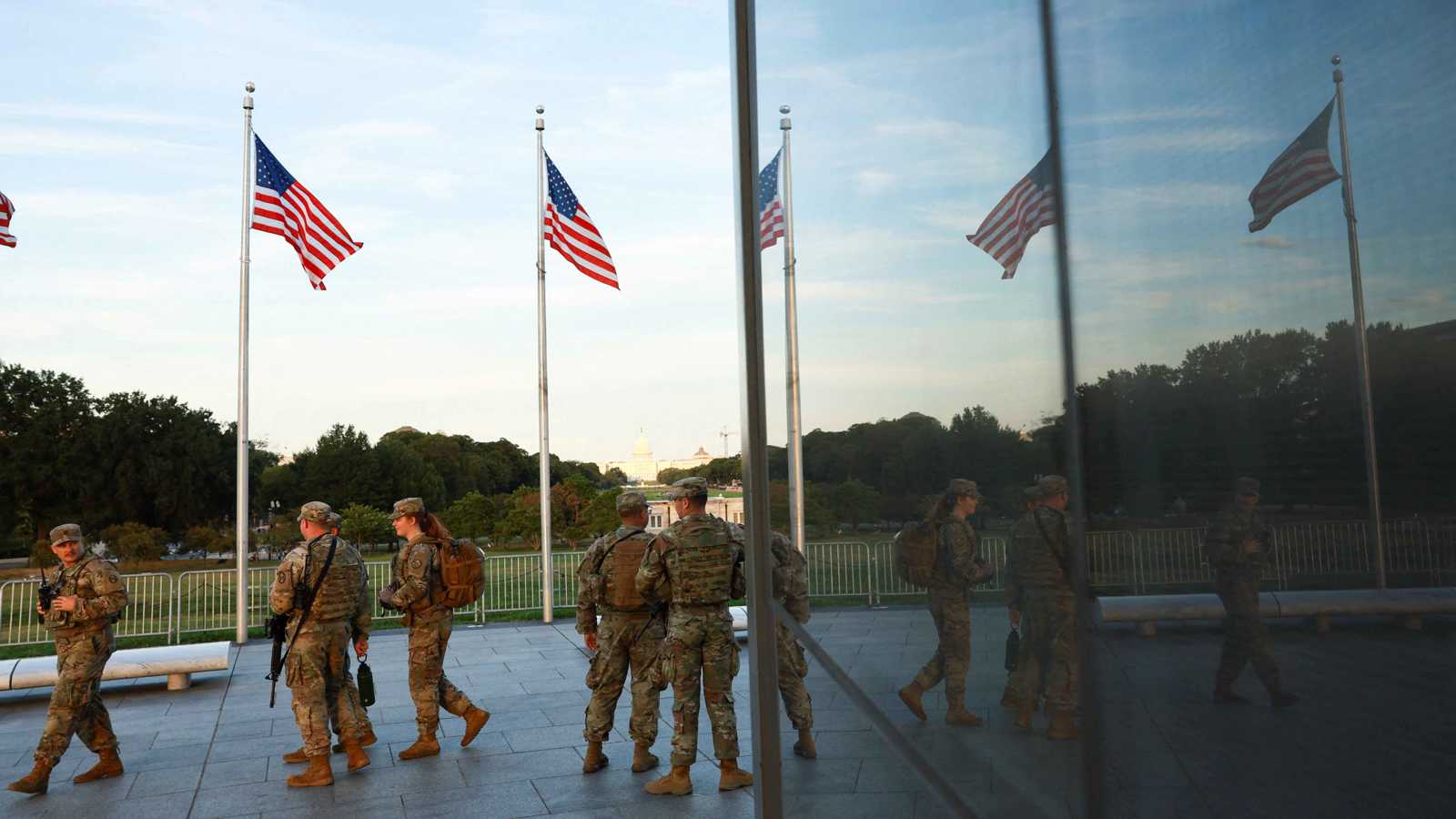 ترامب يُلوح بعقوبة الإعدام لمرتكبي جرائم القتل في واشنطن