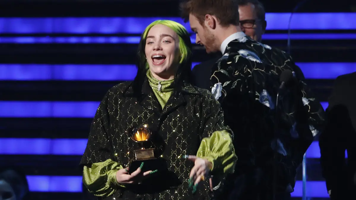 بيلي إيليش تكتسح جوائز "جرامي" الموسيقية‎ (صور وفيديو)