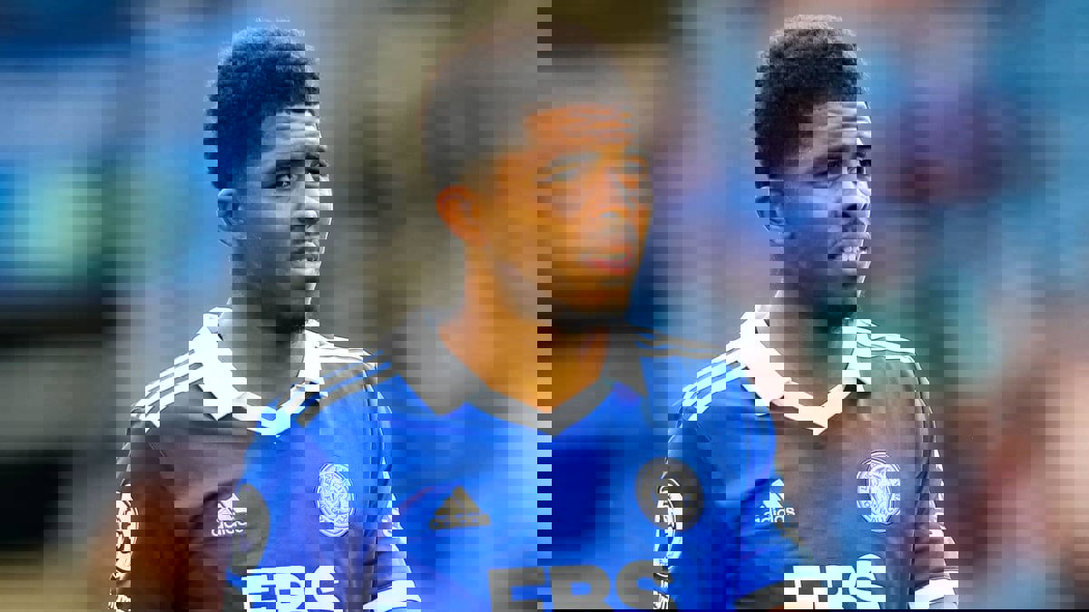 أغلى مدافع في التاريخ.. تشيلسي يتوصل لاتفاق مع ليستر سيتي لضم فوفانا