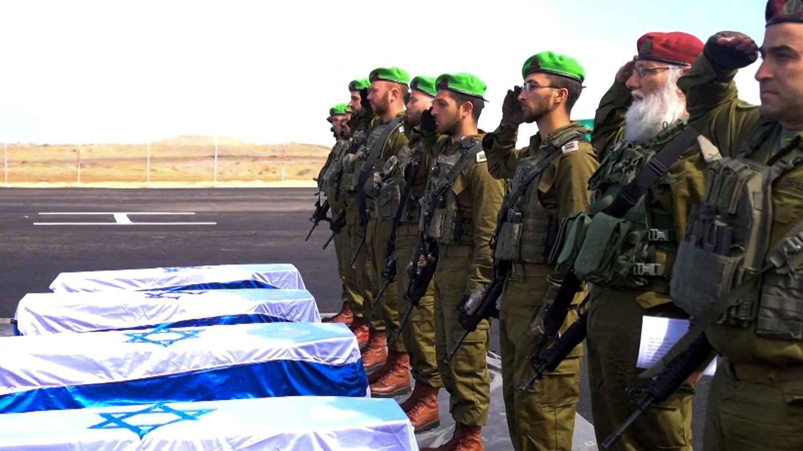 "دون مراسم".. حماس توافق على تسليم جثث 4 رهائن إسرائيليين