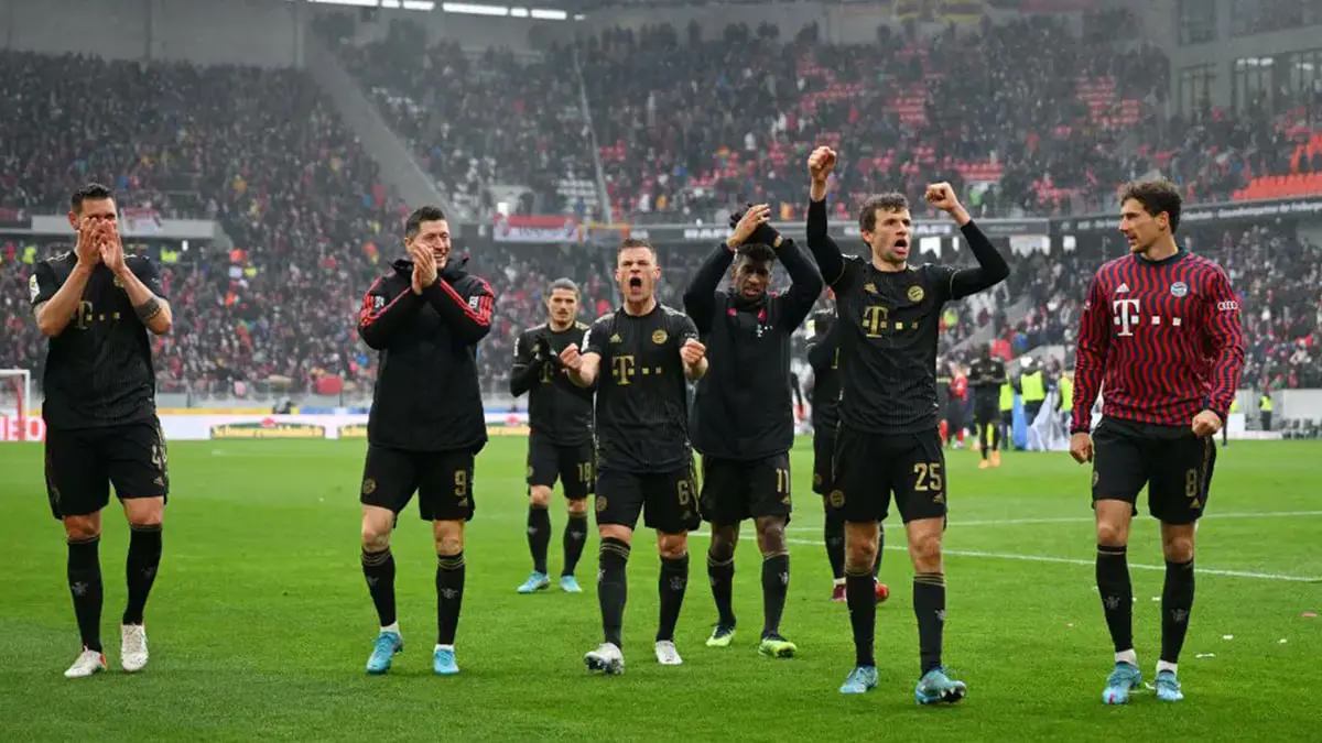 ناغلزمان يبرر أزمة إشراكه 12 لاعبا لعدة ثوان في مباراة بايرن ميونخ ضد فرايبورغ