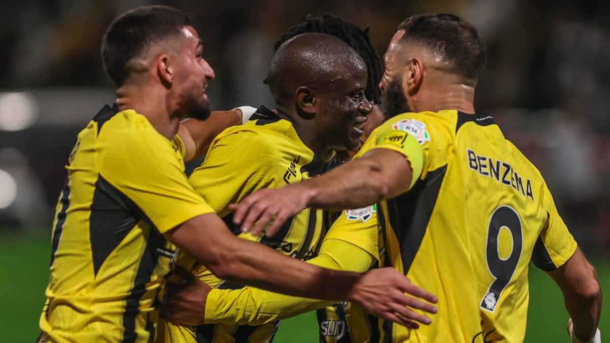 أولهم بنزيما.. الاتحاد السعودي يتخذ قرارا حاسما تجاه 3 نجوم