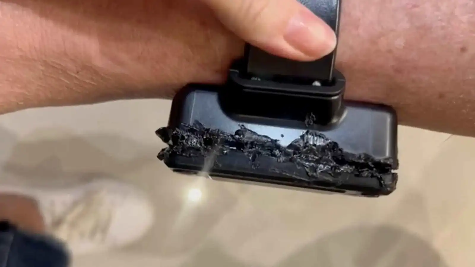 البرازيل.. توقيف بولسونارو بعد محاولة كسر سوار المراقبة (فيديو)