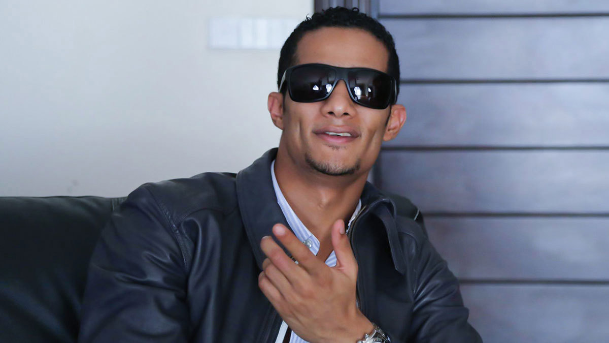 بالفيديو.. محمد رمضان ردًا على بشرى: "هذه رسالة جمهوري للي سرّح القطة"