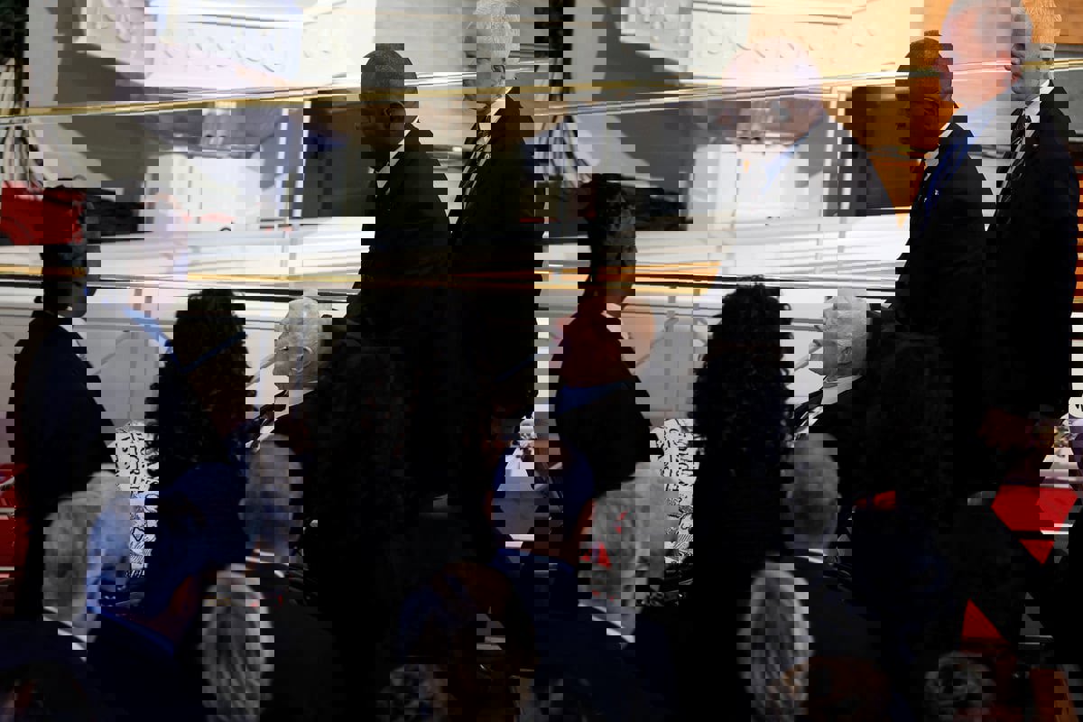 جيمي كارتر يشارك في مراسم تأبين زوجته بحضور بايدن وكلينتون‎