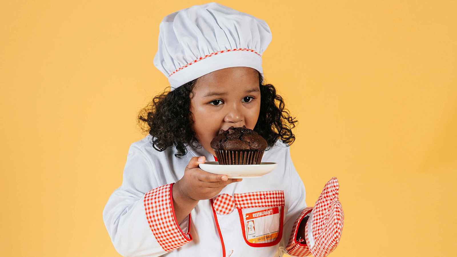 دراسة تحذر: إدمان السكر له نفس تأثير الكحول السلبي على الجسم