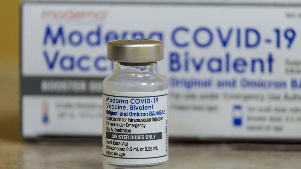 بريطانيا توافق على لقاح موديرنا المحدث لكوفيد
