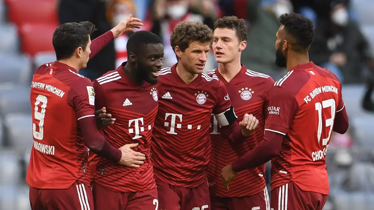 ترتيب الدوري الألماني: بايرن ميونخ يقلب تأخره لفوز كبير على جروتر فيورث.. وبروسيا دورتموند يكتسح مونشنغلاخ