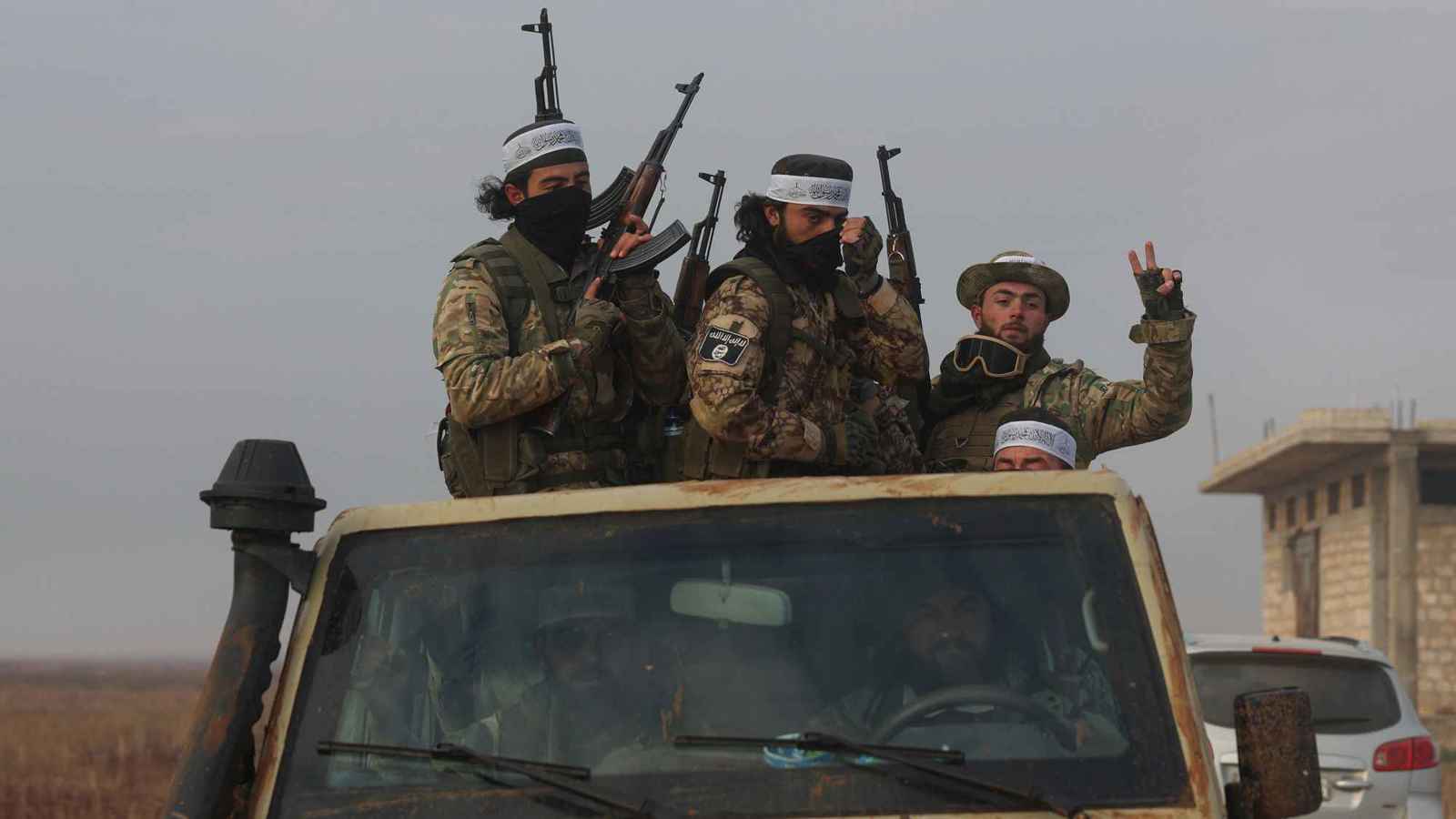 أمهل الروس شهرا.. بيان منسوب لـ"بركان الفرات" يتبنى "عملية حميميم"