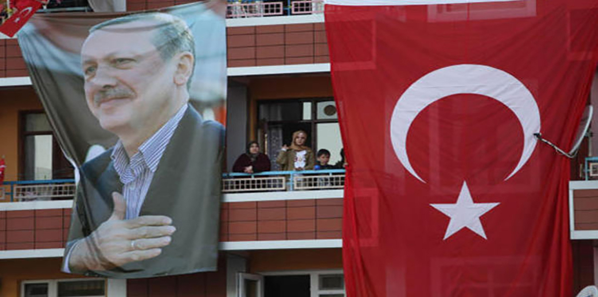 تركيا.. أمر حكومي يلزم المؤسسات الرسمية بتعليق صورة أردوغان على مداخلها