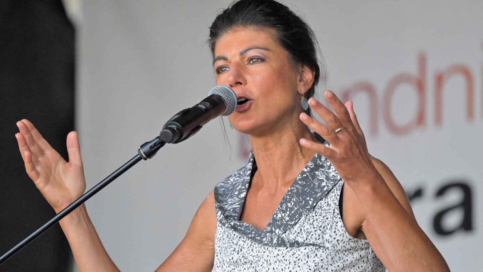 "يجلب الحرب لألمانيا".. فاغنكنشت تحذر من عواقب رفع قيود تسليح أوكرانيا