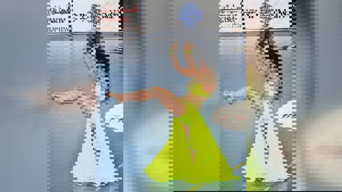 تونس.. راقصة شرقية في حفل افتتاح البطولة العربية لكرة اليد